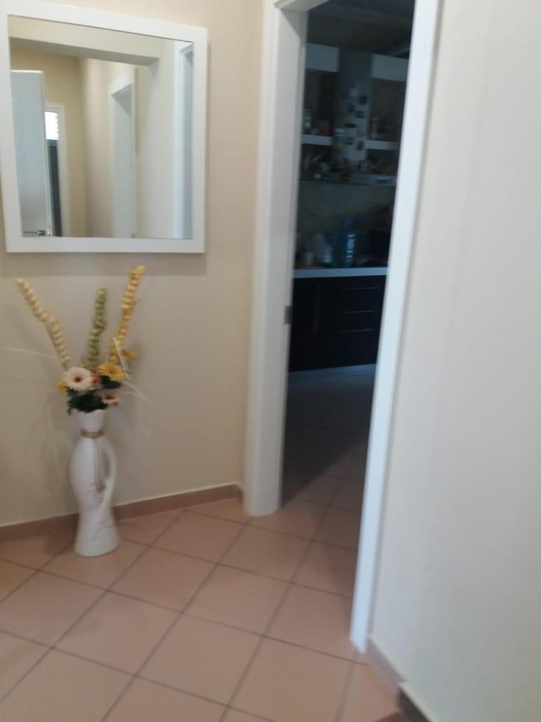 Luander Hotel Tirana Værelse billede